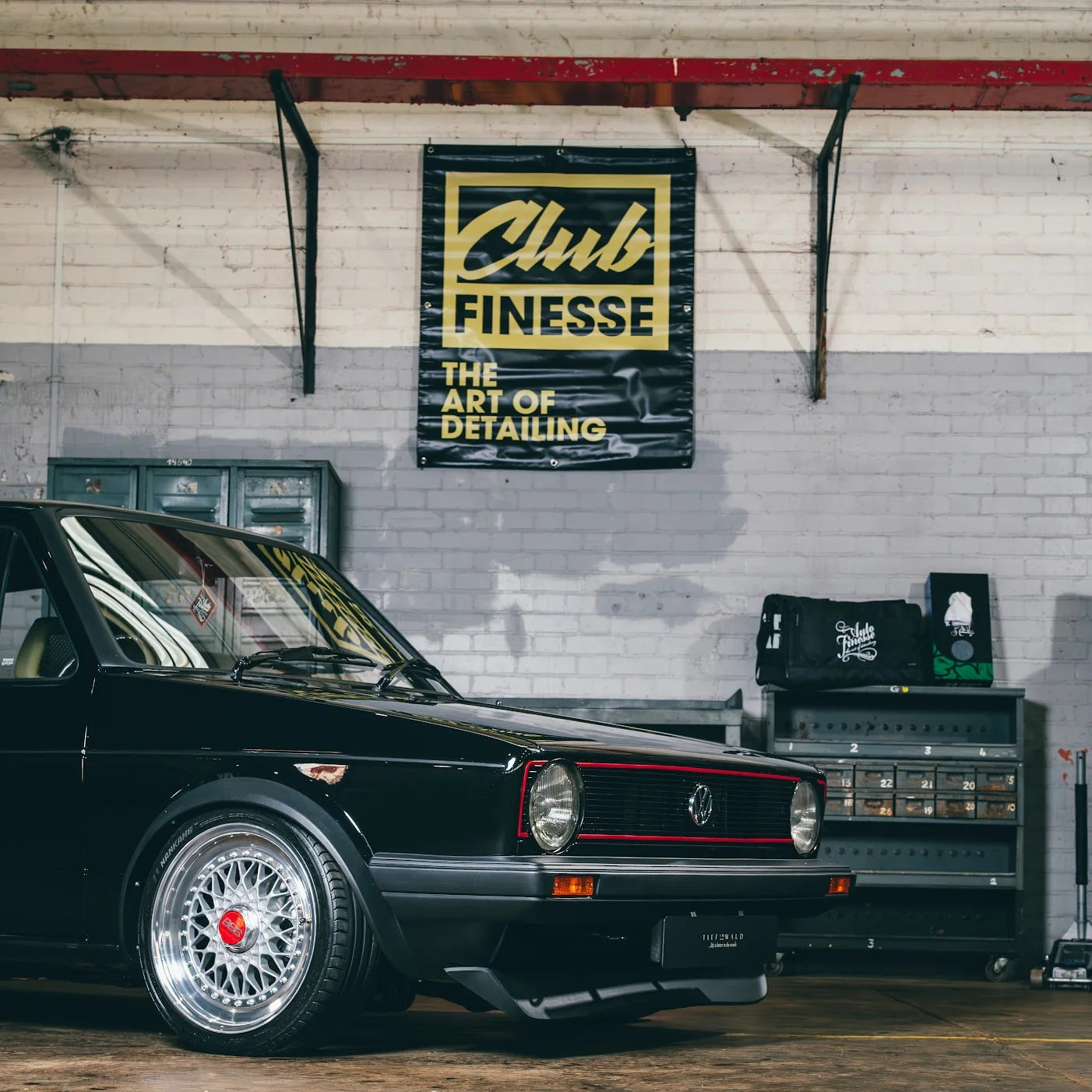Club Finesse Garage Banner - Image 3