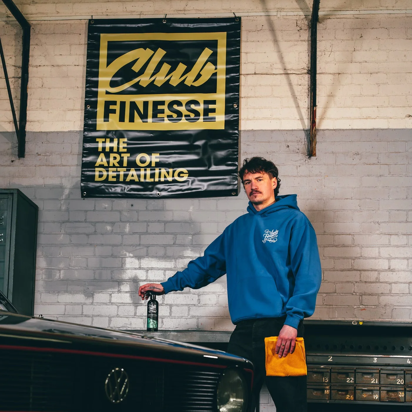 Club Finesse Garage Banner - Image 4