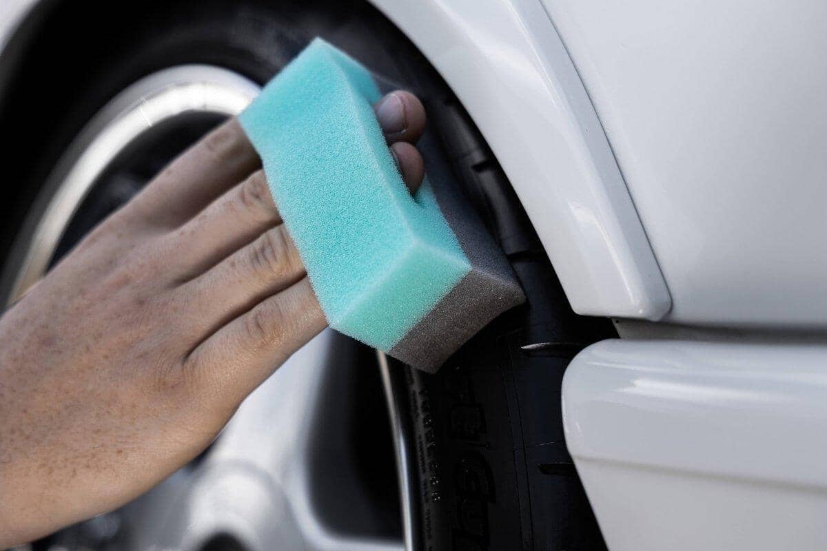 Tyre & Trim Applicator - Image 3